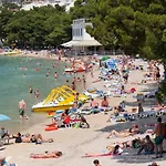 Apartments With A Parking Space Makarska - 14091